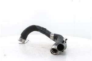 Intercooler Schlauch van een Opel Grandland (OV64) 1.2 Turbo 12V Hybrid 136 2025