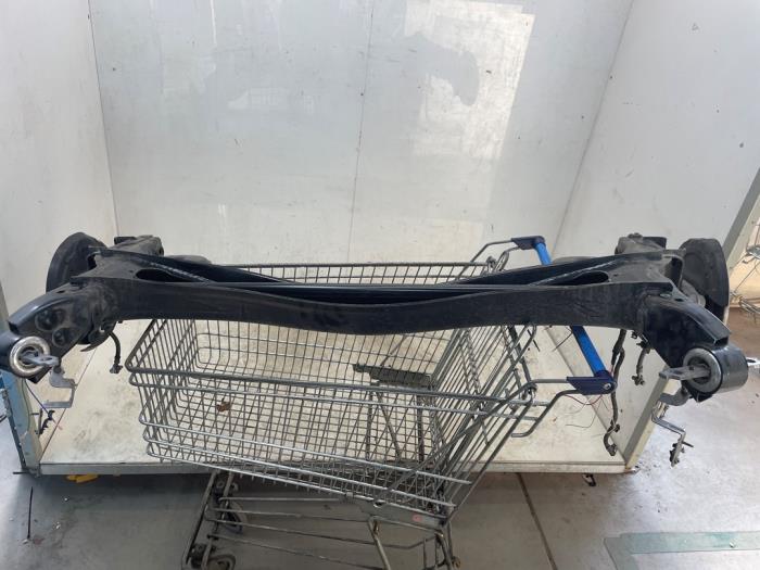 Gebrauchte Hinterachse Vorderradantrieb Opel Grandland (OV64) 1.2 Turbo 12V Hybrid 136 Preis € 1.037,50 Margenregelung angeboten von Snuverink Autodemontage