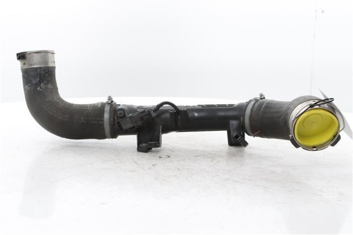 Gebrauchte Intercooler Schlauch Volvo S60 III (ZS) 2.0 T4 16V Preis € 50,00 Margenregelung angeboten von Snuverink Autodemontage