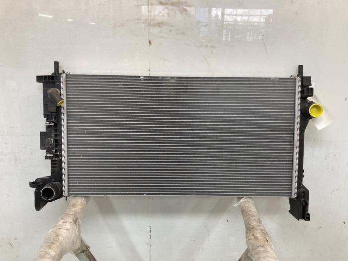 Usagé Radiateur Volvo S60 III (ZS) 2.0 T4 16V Prix € 75,00 Règlement à la marge proposé par Snuverink Autodemontage