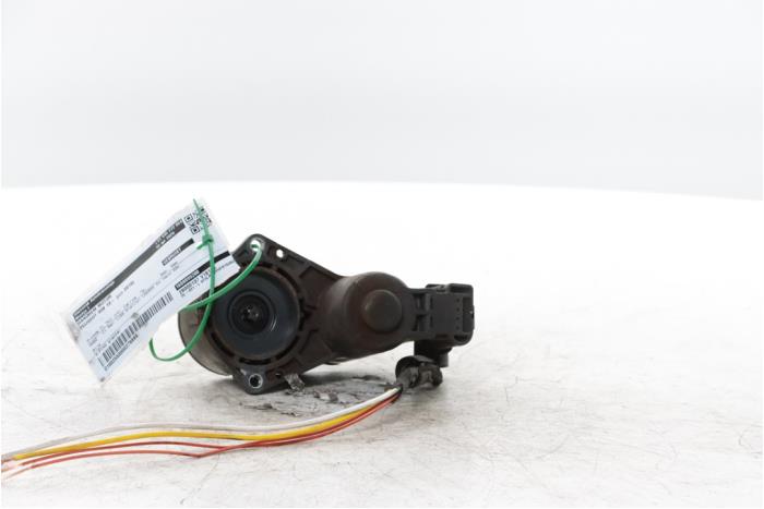 Gebrauchte Handbremse Motor Peugeot 308 SW (L4/L9/LC/LJ/LR) 1.2 12V e-THP PureTech 130 Preis € 60,00 Margenregelung angeboten von Snuverink Autodemontage