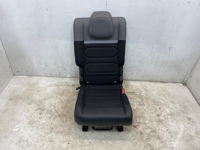 Begagnade Baksäte Citroen C5 Aircross I (A4/AC/AJ/AR) 1.2 e-THP PureTech 130 Pris € 150,00 Marginaltabell erbjuds av Snuverink Autodemontage