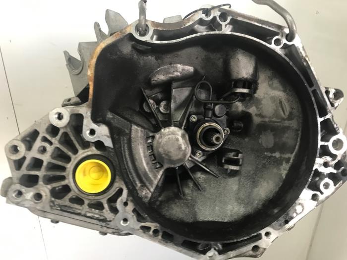 Gebrauchte Getriebe Opel Corsa E 1.2 16V Preis € 450,00 Margenregelung angeboten von Snuverink Autodemontage