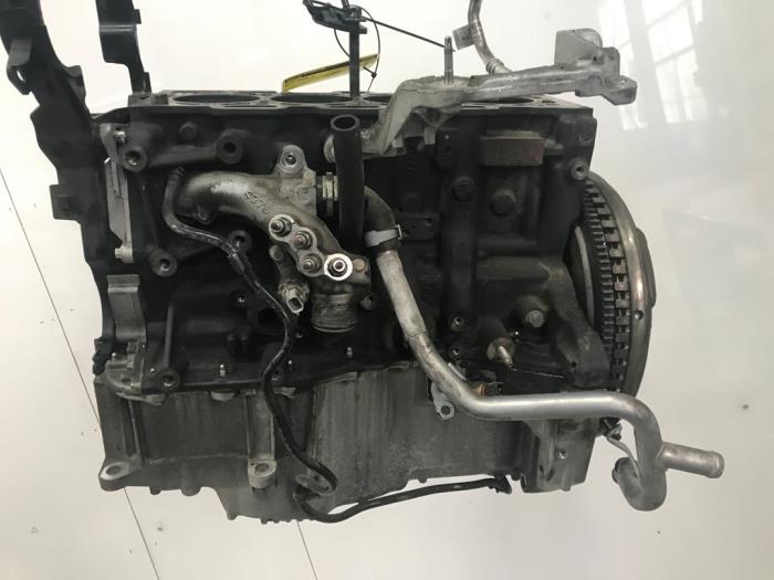 Used Engine crankcase Renault Kangoo Express (RFK) 1.5 dCi 115 Price € 450,00 Margin scheme offered by Snuverink Autodemontage