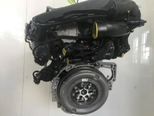 Motor van een Opel Corsa F (UB/UH/UP) 1.2 Turbo 12V 110 Hybrid 2026
