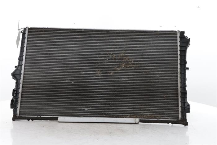 Used Radiator BMW X1 (U11) sDrive 18d 2.0 16V Price € 453,75 Inclusive VAT offered by Snuverink Autodemontage
