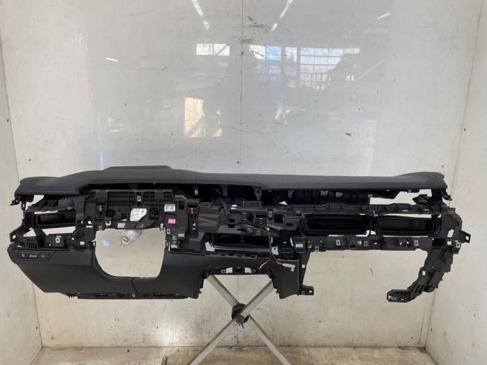 Usados Salpicadero BMW X1 (U11) sDrive 18d 2.0 16V Precio € 1.808,95 IVA incluido ofrecido por Snuverink Autodemontage