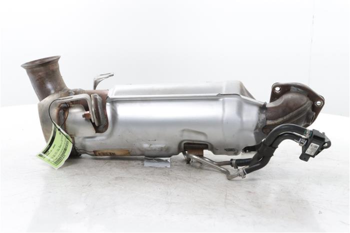 Usagé Catalyseur Opel Astra L Sports Tourer (F4/FC/FN/FR) 1.6 Plug-in Hybrid Turbo 16V Prix € 605,00 Prix TTC proposé par Snuverink Autodemontage
