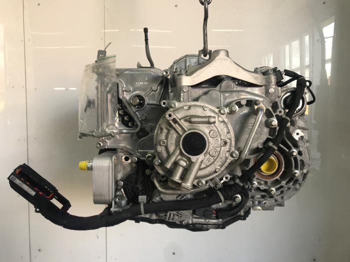 Getriebe van een Peugeot 2008 (UD/UK/UR/US/UX) 1.2 Hybrid 136 2025