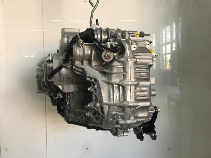 Getriebe van een Peugeot 2008 (UD/UK/UR/US/UX) 1.2 Hybrid 136 2025