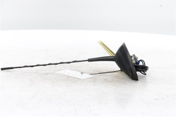 Używane Antena Renault Scénic IV (RFAJ) 1.3 TCE 115 16V Cena € 95,00 Procedura marży oferowane przez Snuverink Autodemontage