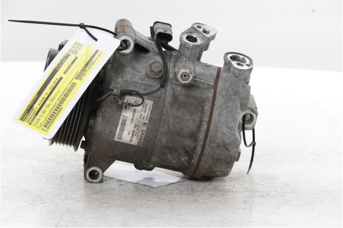 Gebrauchte Klimapumpe Mercedes C (W205) C-180 1.6 16V Preis € 60,00 Margenregelung angeboten von Snuverink Autodemontage