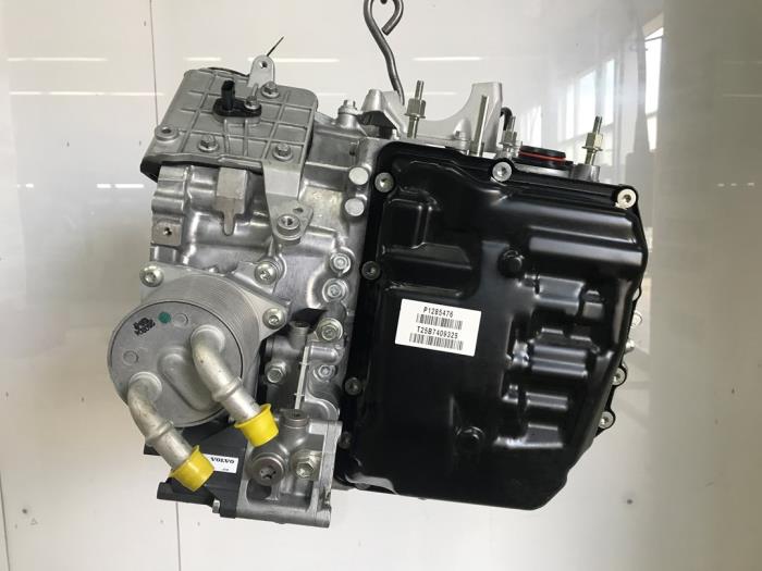Gebrauchte Getriebe Volvo V60 II (ZW) 2.0 T6 16V Plug-in Hybrid AWD Preis auf Anfrage angeboten von Snuverink Autodemontage