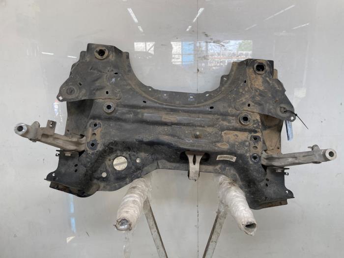 Used Subframe Peugeot 308 SW (F4/FC/FN/FR) 1.6 16V HYbrid 180 e-EAT8 Price € 199,65 Inclusive VAT offered by Snuverink Autodemontage