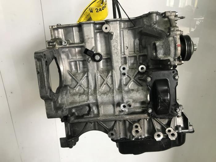 Used Engine crankcase Peugeot 208 II (UB/UH/UP) 1.2 Vti 12V PureTech 100 Price € 423,50 Inclusive VAT offered by Snuverink Autodemontage