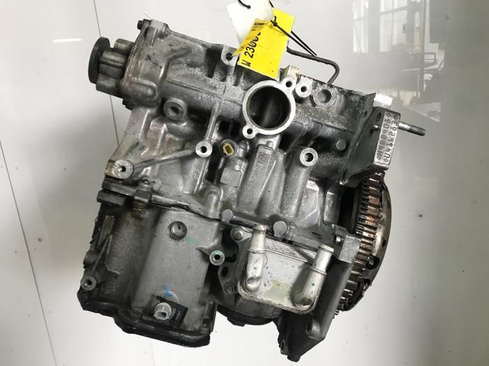 Used Engine crankcase Renault Clio IV Estate/Grandtour (7R) 0.9 Energy TCE 12V Price € 475,00 Margin scheme offered by Snuverink Autodemontage