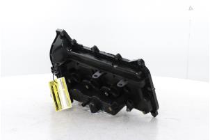 Ventildeckel van een Renault Clio V (RJAB) 1.0 TCe 90 12V 2022