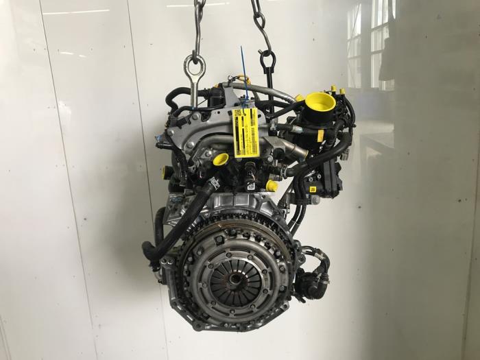 Motor van een Renault Clio V (RJAB) 1.0 TCe 90 12V 2022