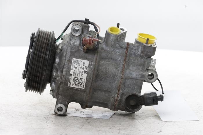 Usagé Compresseur de clim Volkswagen Caddy Cargo V (SBA/SBH) 2.0 TDI SCR Prix € 151,25 Prix TTC proposé par Snuverink Autodemontage