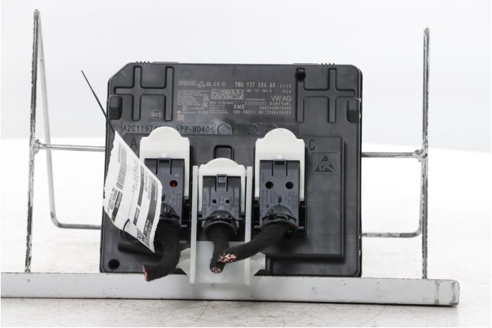 Used Body control computer Volkswagen Tiguan (CT1) 1.5 eHybrid 272 Price on request offered by Snuverink Autodemontage