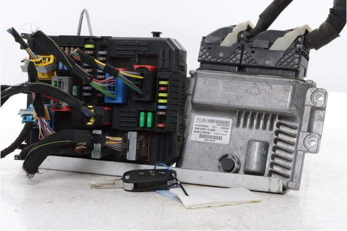 Used Engine management computer Peugeot Expert (V1/VA/VB/VE/VF/VT/VY) 2.0 Blue HDi 120 16V Price € 423,50 Inclusive VAT offered by Snuverink Autodemontage