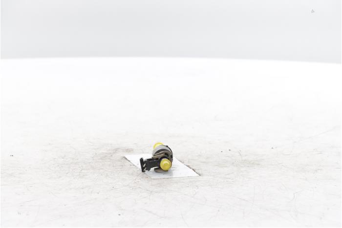 Usagé Injecteur (injection essence) Volkswagen Tiguan (CT1) 1.5 eHybrid 272 Prix € 84,70 Prix TTC proposé par Snuverink Autodemontage