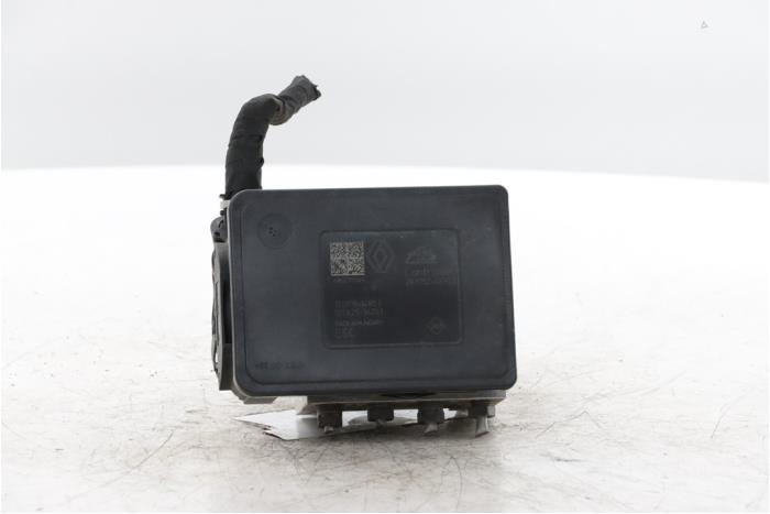 Begagnade ABS-pump Renault Megane IV Estate (RFBK) 1.3 TCE 140 16V Pris € 175,00 Marginaltabell erbjuds av Snuverink Autodemontage