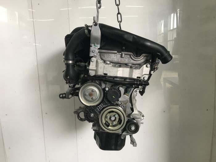 Engine from a Citroën C5 Aircross I (A4/AC/AJ/AR) 1.6 Hybrid 225 16V 2023