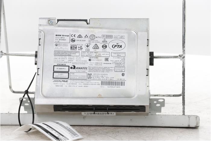 Używane Odtwarzacz CD BMW 2 serie Active Tourer (F45) 225xe iPerformance 1.5 TwinPower Turbo 12V Cena na żądanie oferowane przez Snuverink Autodemontage