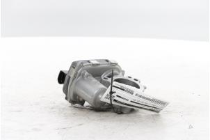 Drosselklappengehäuse van een Volkswagen Polo VI (AW1) 1.0 TSI 12V 2024