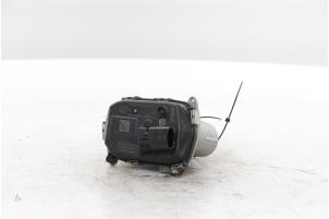 Drosselklappengehäuse van een Volkswagen Polo VI (AW1) 1.0 TSI 12V 2024