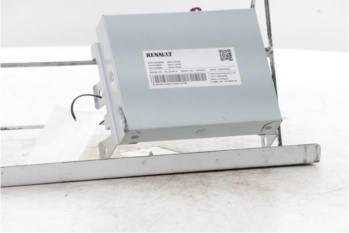 Usagé Module caméra Renault Rafale (DHN) 1.2 E-Tech full hybrid 200 Prix sur demande proposé par Snuverink Autodemontage