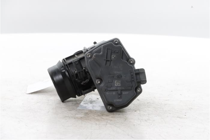 Usagé Boîtier accélérateur BMW 1 serie (F40) 118d 2.0 16V Prix € 160,00 Règlement à la marge proposé par Snuverink Autodemontage