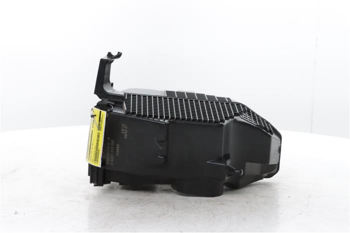 Begagnade Luftfilterhus Renault Express 1.5 dCi 95 Pris € 114,95 Inklusive moms erbjuds av Snuverink Autodemontage