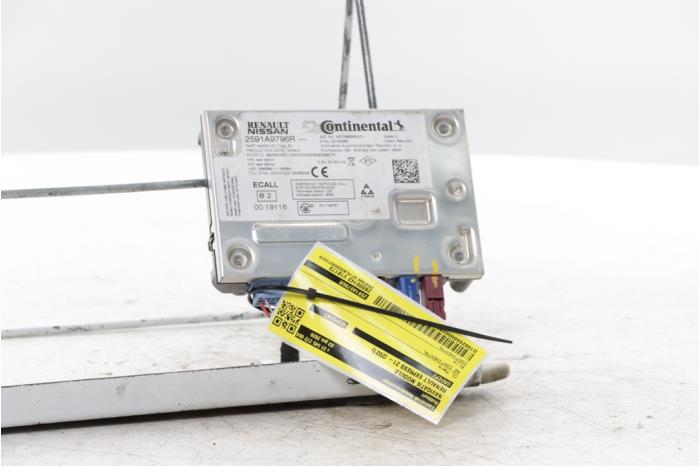 Usagé Module navigation Renault Express 1.5 dCi 95 Prix € 217,80 Prix TTC proposé par Snuverink Autodemontage