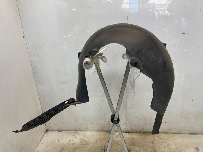 Używane Nadkole Fiat Scudo 2.0 Multijet 145 Cena € 42,35 Z VAT oferowane przez Snuverink Autodemontage