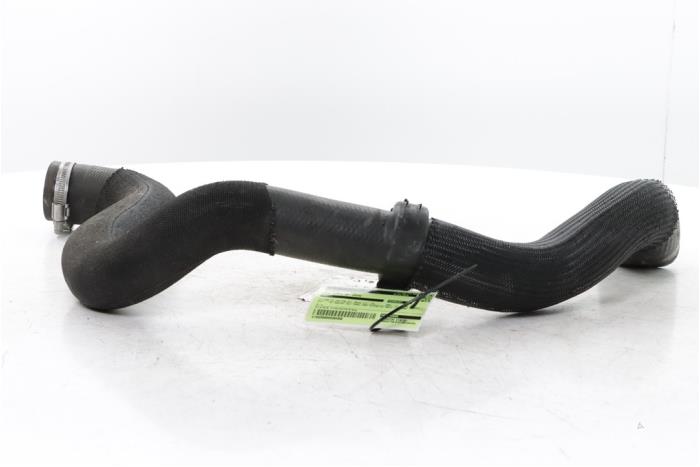 Usagé Tuyau intercooler Opel Vivaro 2.0 Diesel 145 Prix € 78,65 Prix TTC proposé par Snuverink Autodemontage