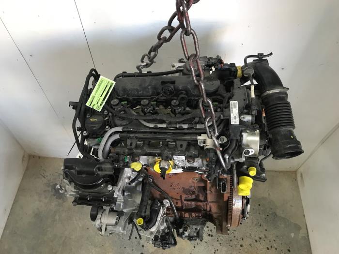 Engine from a Opel Vivaro 2.0 Diesel 145 2024