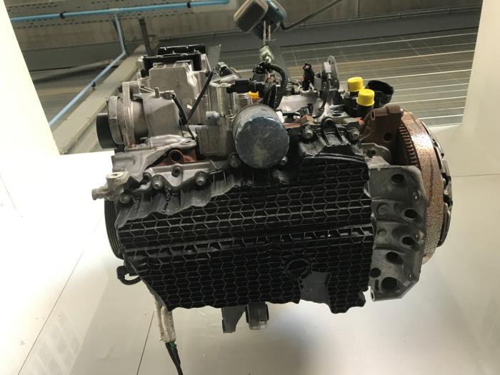 Engine from a Opel Vivaro 2.0 Diesel 145 2024