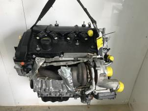 Engine from a DS DS 4 1.6 16V E-Tense 225 2023