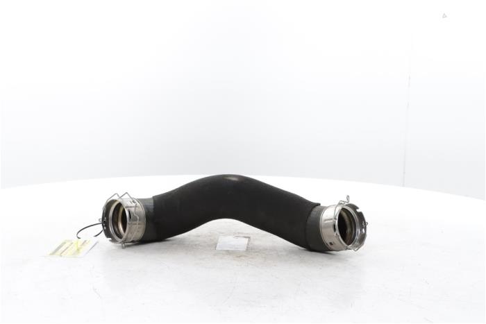 Gebrauchte Intercooler Schlauch BMW X1 (U11) sDrive 18d 2.0 16V Preis auf Anfrage angeboten von Snuverink Autodemontage