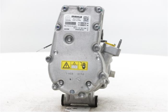 Usagé Pompe clim Citroen C3 (CB/CC) ë-C3 Comfort Range 44 kWh Prix € 592,90 Prix TTC proposé par Snuverink Autodemontage