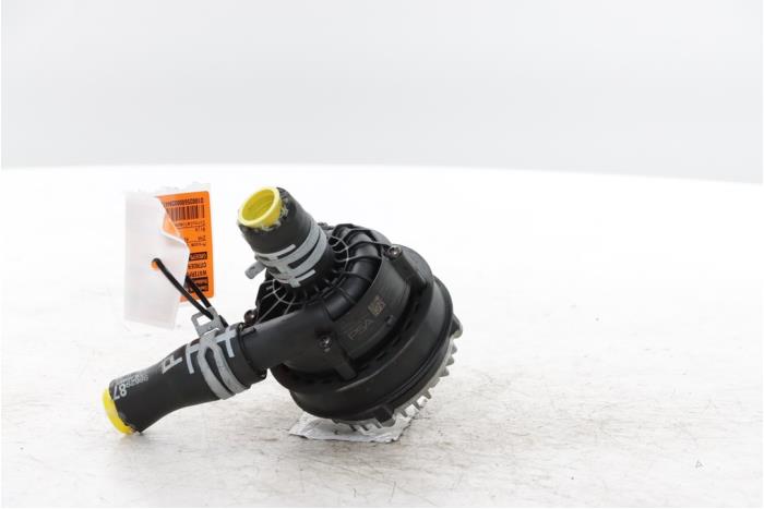 Begagnade Vattenpump Citroen C3 (CB/CC) ë-C3 Comfort Range 44 kWh Pris € 127,05 Inklusive moms erbjuds av Snuverink Autodemontage