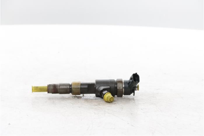 Usagé Injecteurs Peugeot 208 I (CA/CC/CK/CL) 1.6 Blue HDi 75 Prix € 45,00 Règlement à la marge proposé par Snuverink Autodemontage