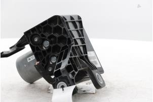 ABS-pump från en Opel Vivaro 2.0 Diesel 145 2024