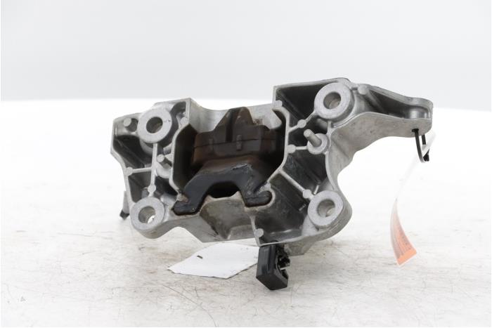 Used Engine mount Citroen C3 (CB/CC) 1.2 PureTech 100 Price € 35,00 Margin scheme offered by Snuverink Autodemontage
