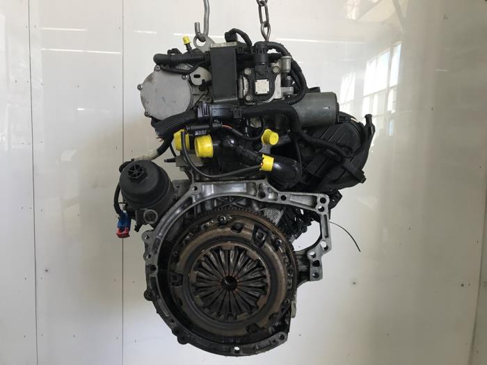 Engine from a Peugeot 207 SW (WE/WU) 1.4 16V Vti 2011