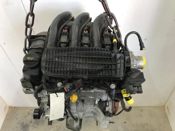 Engine from a Peugeot 208 I (CA/CC/CK/CL) 1.2 Vti 12V PureTech 82 2017