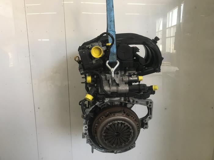 Engine from a Peugeot 208 I (CA/CC/CK/CL) 1.2 Vti 12V PureTech 82 2018