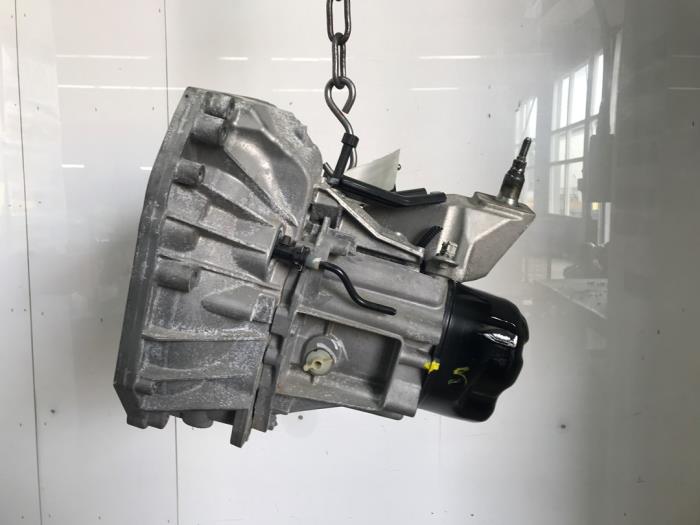 Gebrauchte Getriebe Renault Clio V (RJAB) 1.0 TCe 100 12V Preis € 1.149,50 Mit Mehrwertsteuer angeboten von Snuverink Autodemontage